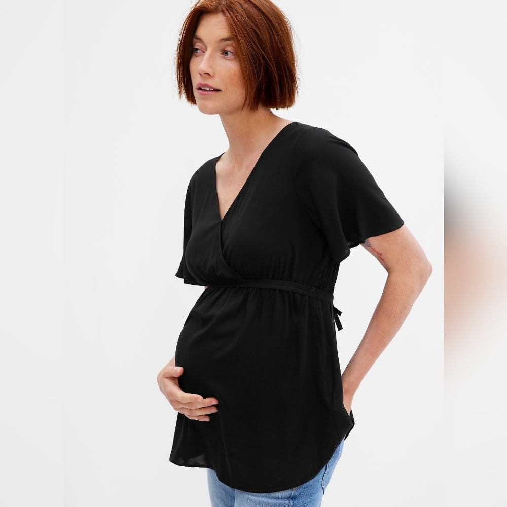 Maternity and nursing frindly Tie-Waist Top